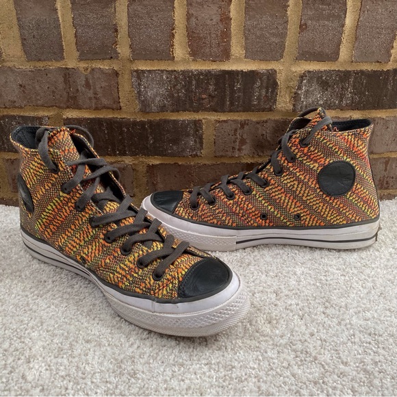 Converse Chuck Taylor All Star 70 Hi Top Sneakers - Picture 2 of 12